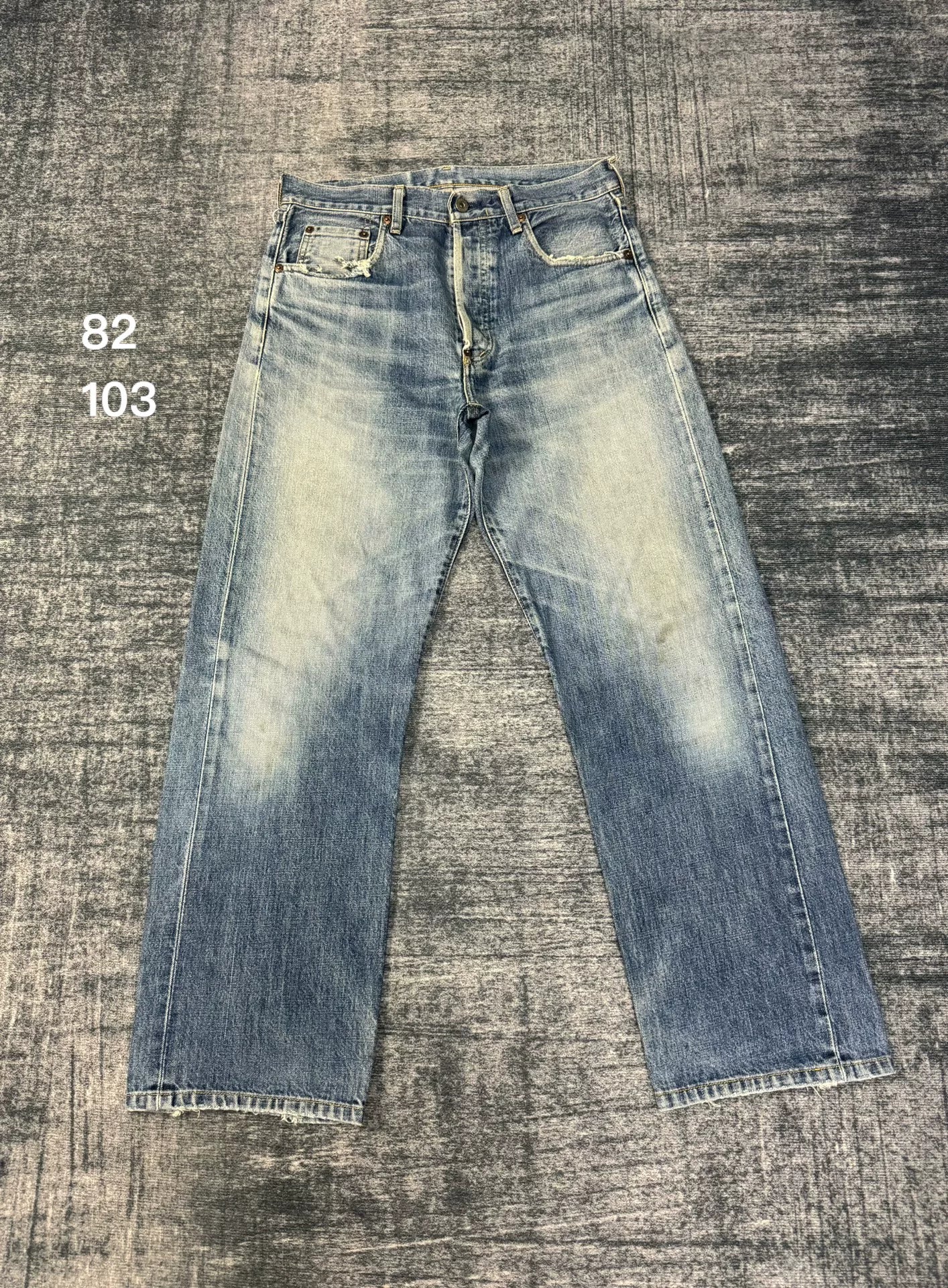 Vintage Levis 702XX LVC 00s Jeans