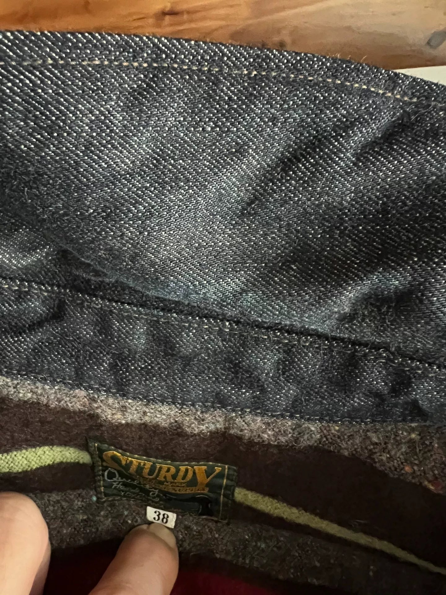 sturdy denim jacket with blanket lining