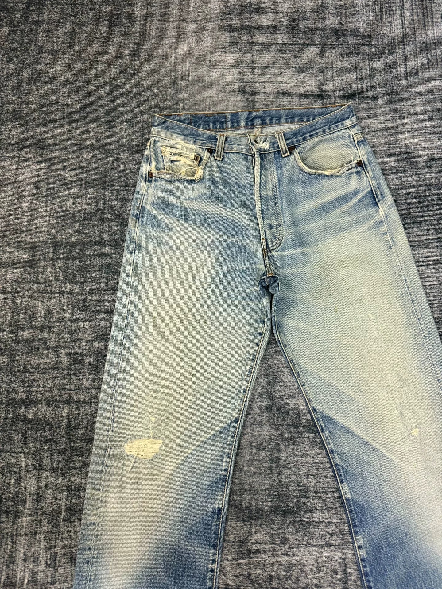 Vintage Levi's 501 80s Washed Blue Jeans