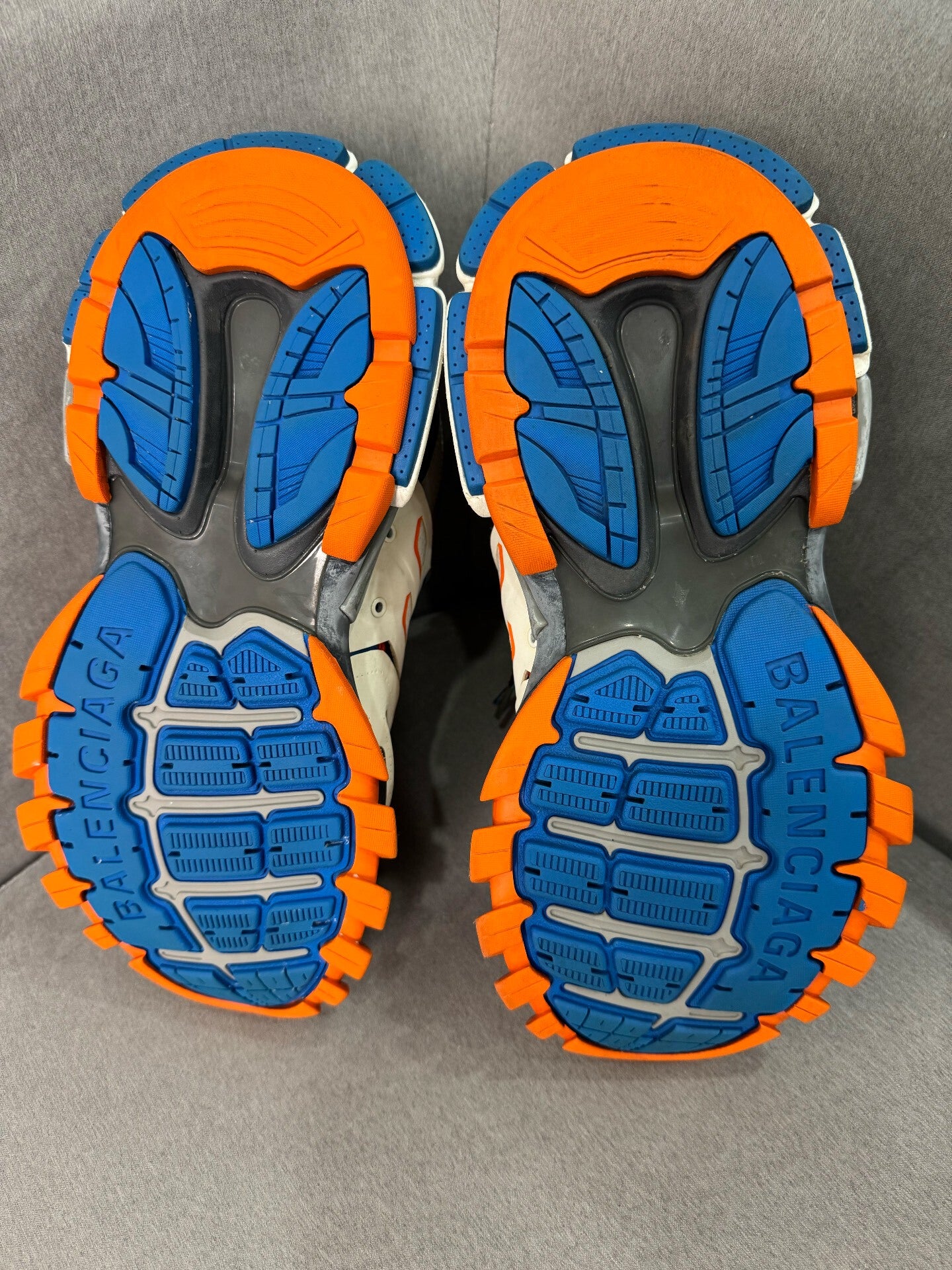 balenciaga track sneakers size 40 secondhand