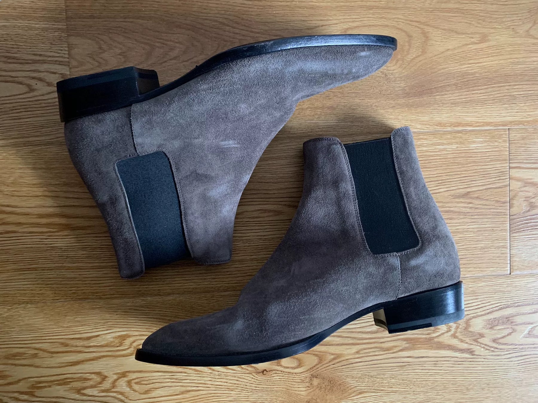 Saint Laurent Wyatt Suede Chelsea