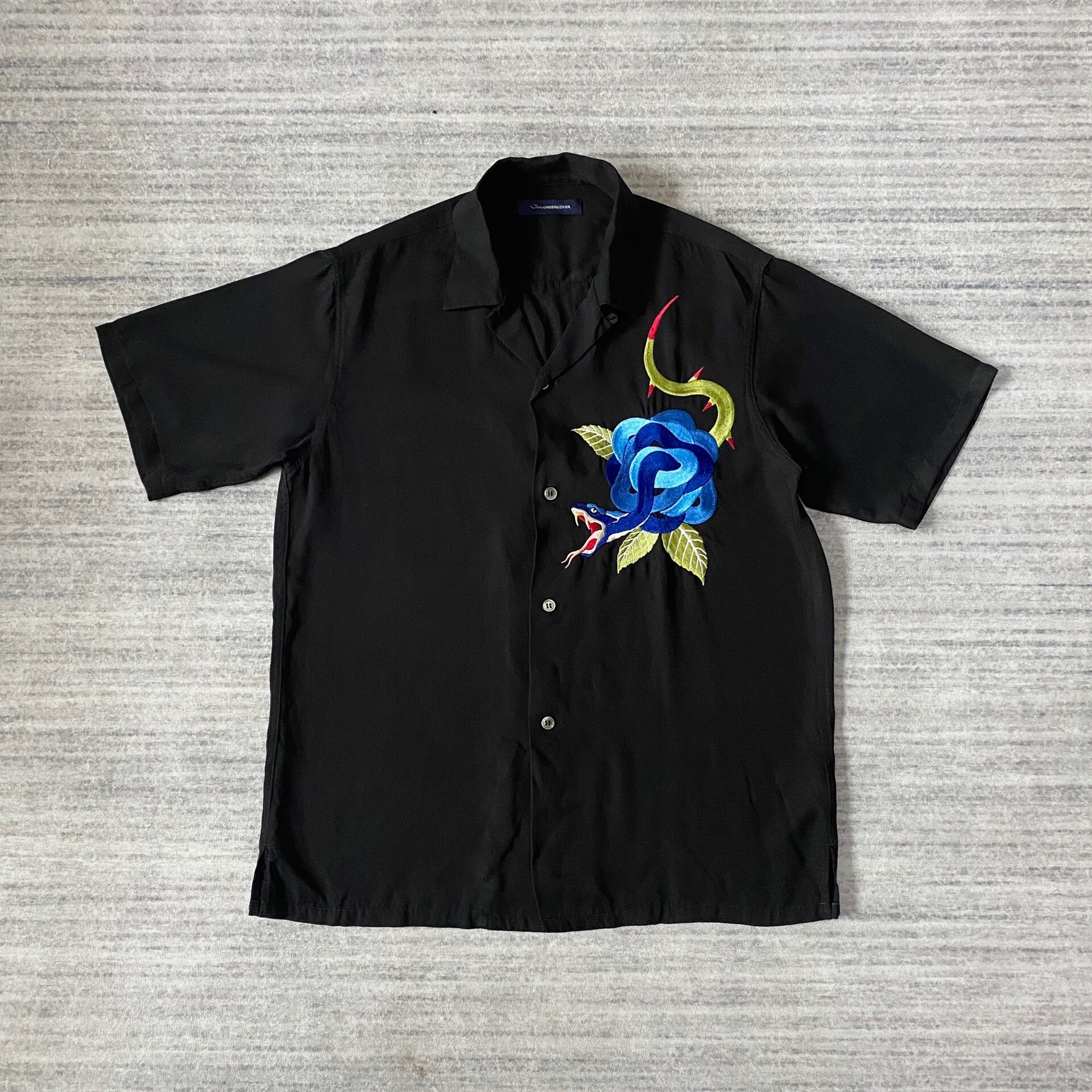 rose embroidered short-sleeve hawaiian shirt