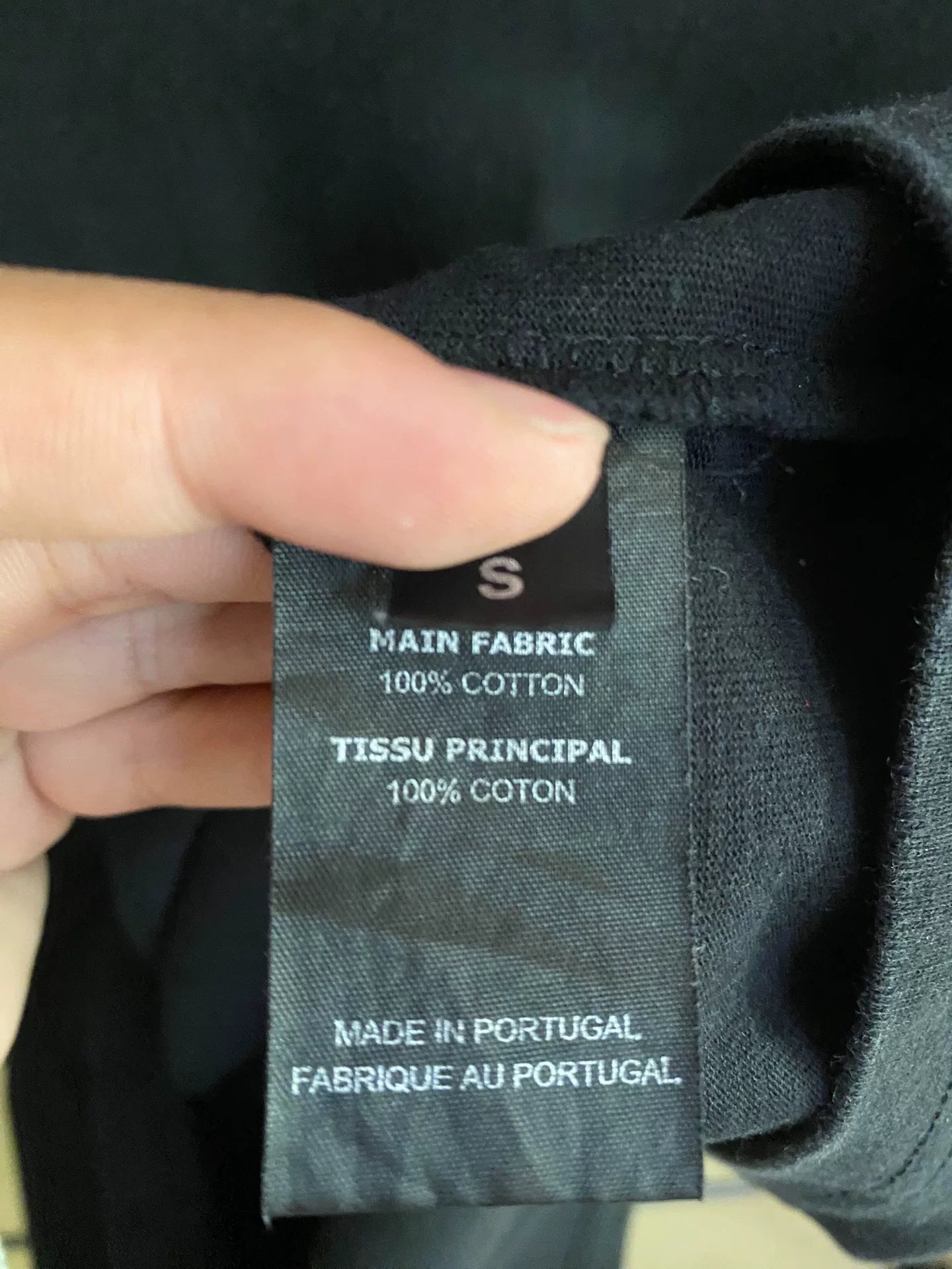 vetements black long sleeve graphic shirt