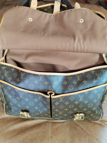 Louis Vuitton Travel Bag with Classic Pattern