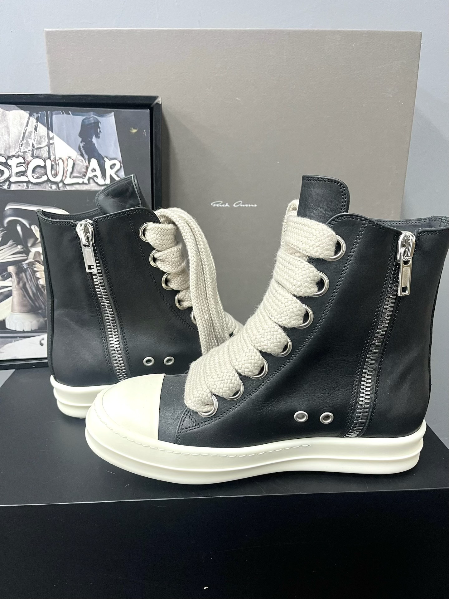 Rick Owens 24FW High-Top Leather Sneakers
