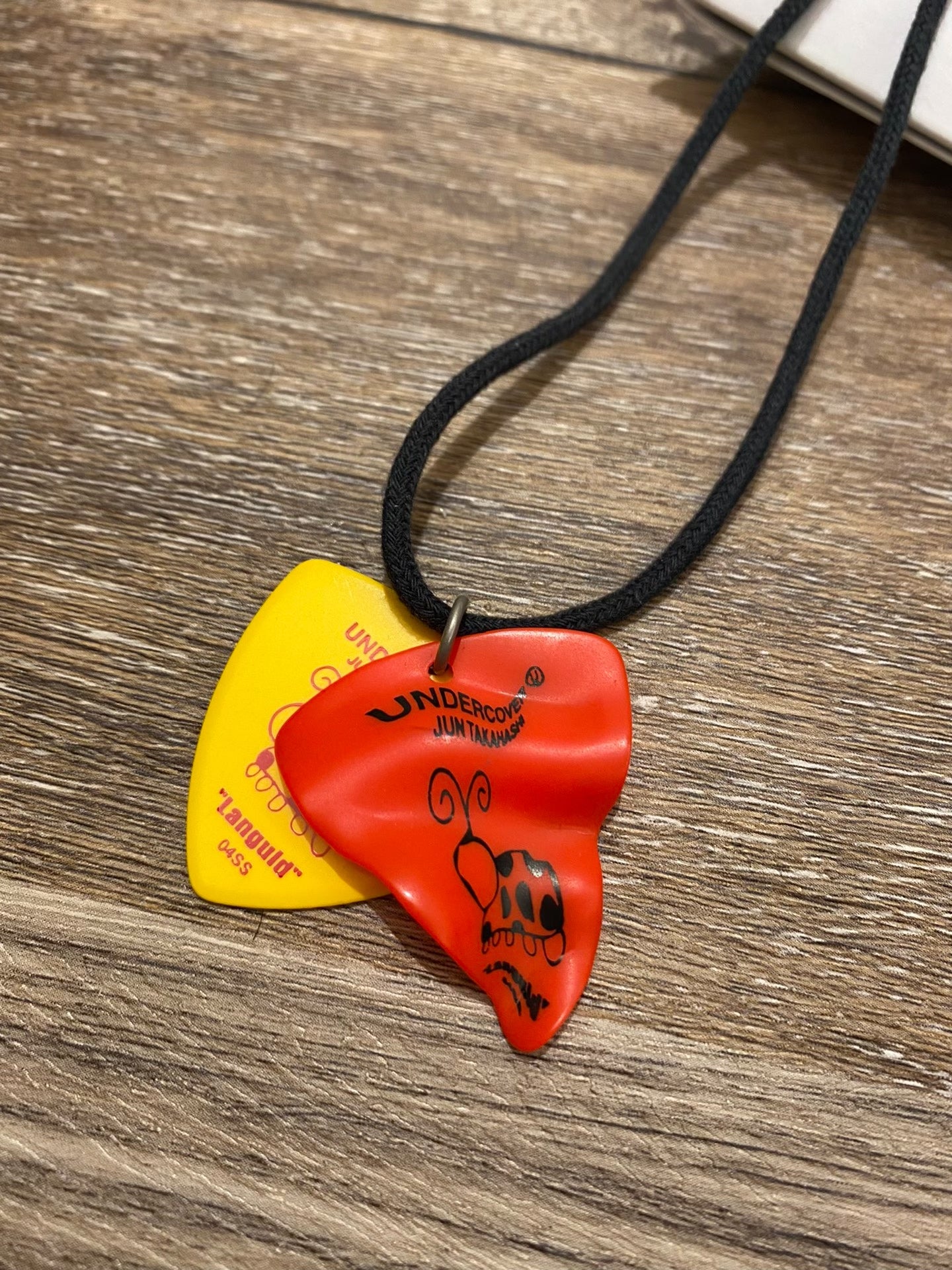 Undercover 04SS Dissolution Guitar Pick Necklace
