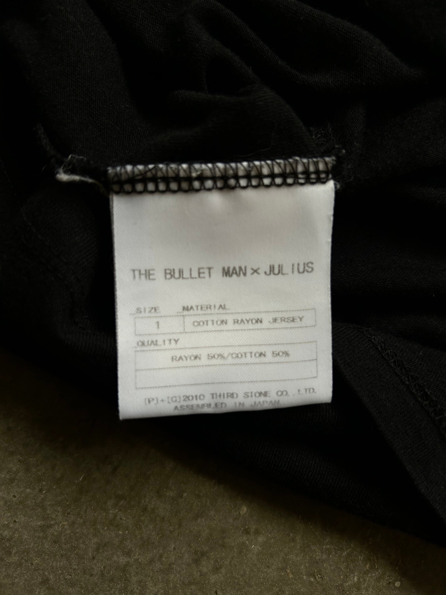 JULIUS 10s Dark Skull Print Tee