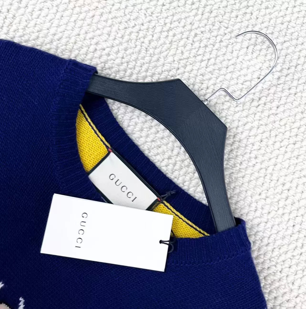 gucci loved tiger logo knit sweater m size
