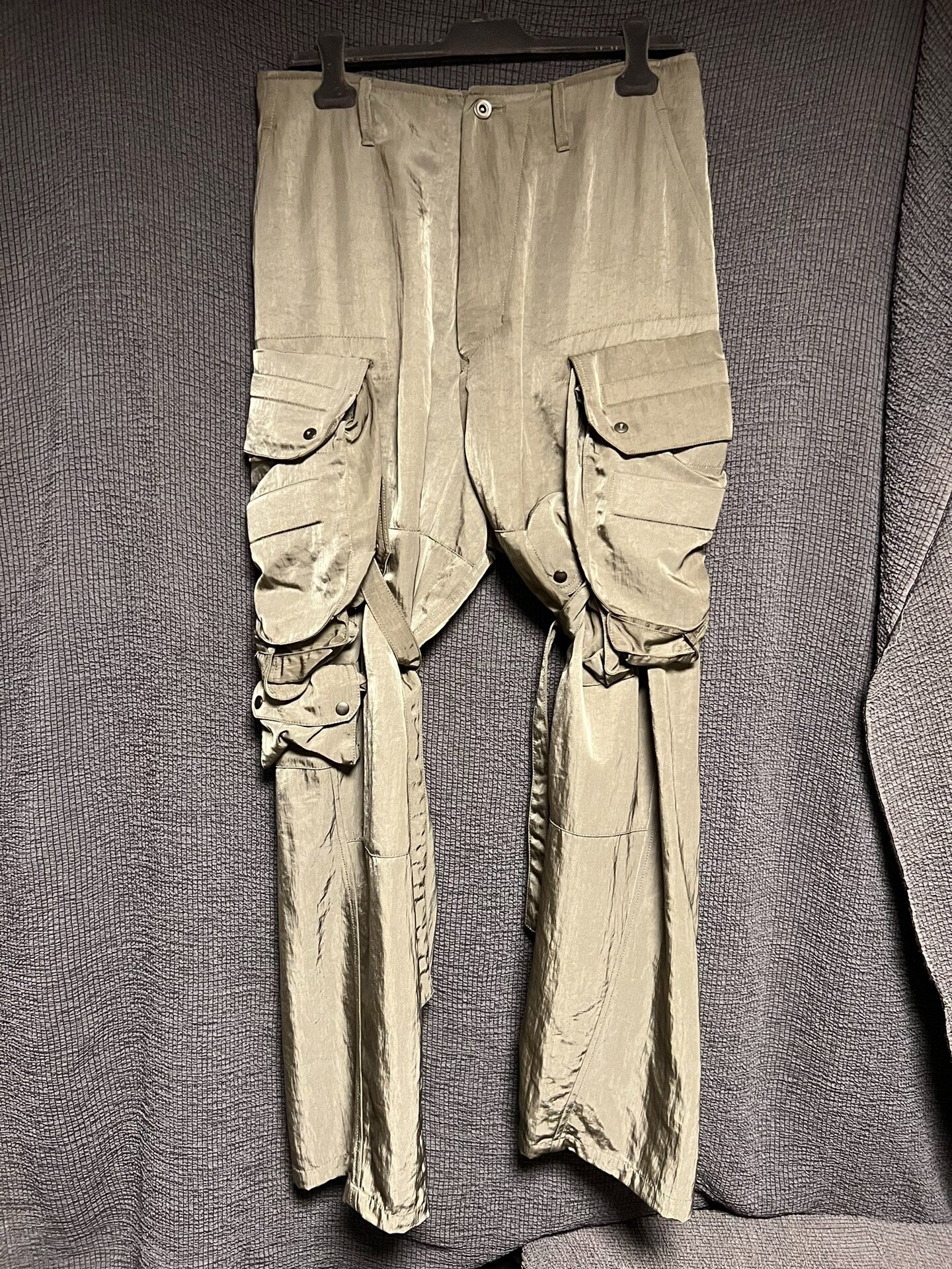 Julius_7 Military Green Shell Pants