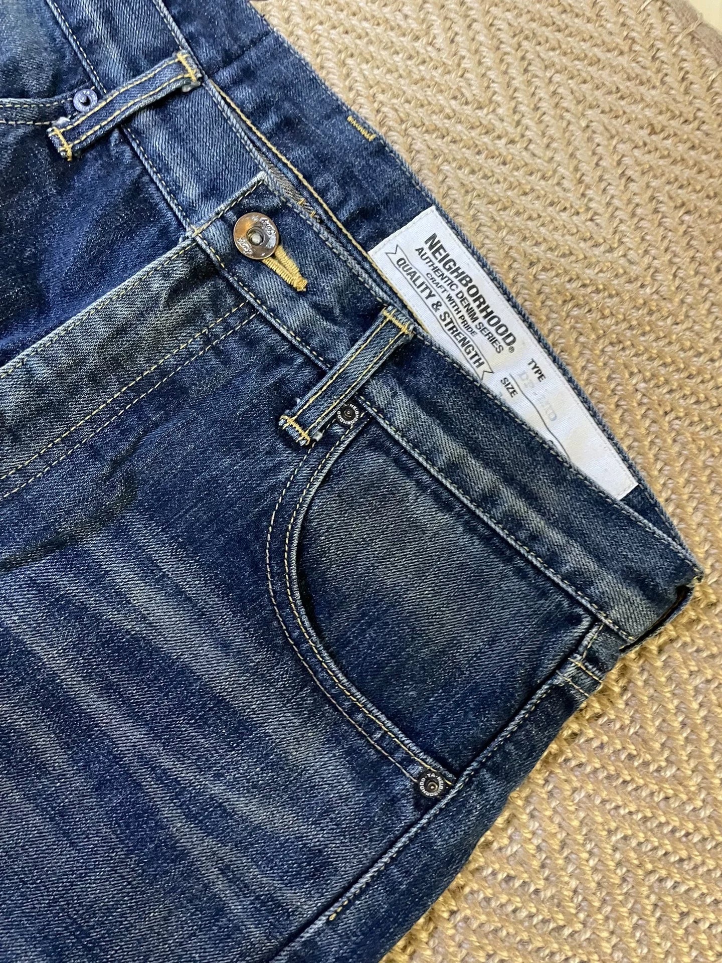 NEIGHBORHOOD Distressed Washed Jeans
