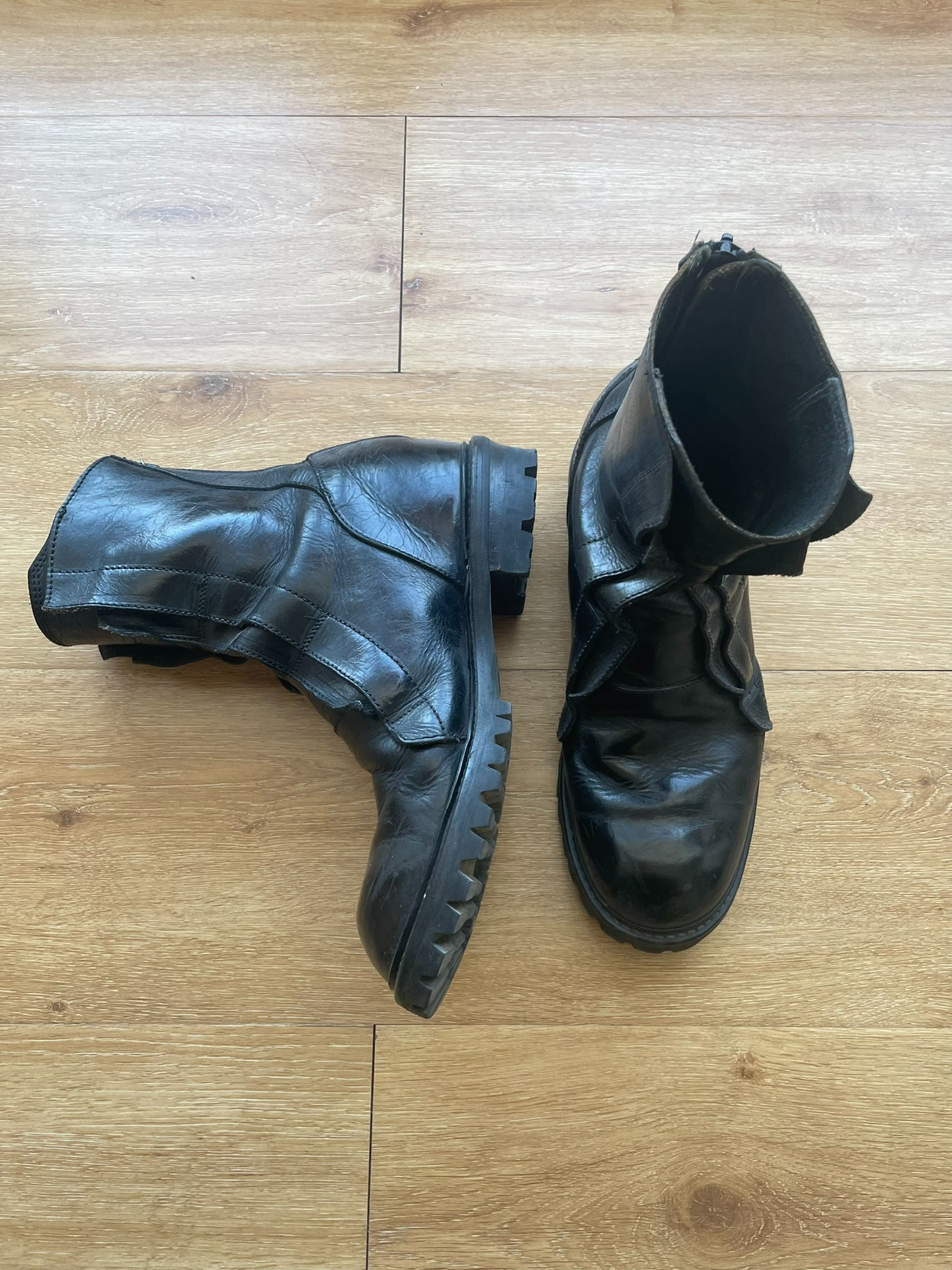 Julius 7 Rear Zip Engineer Boots