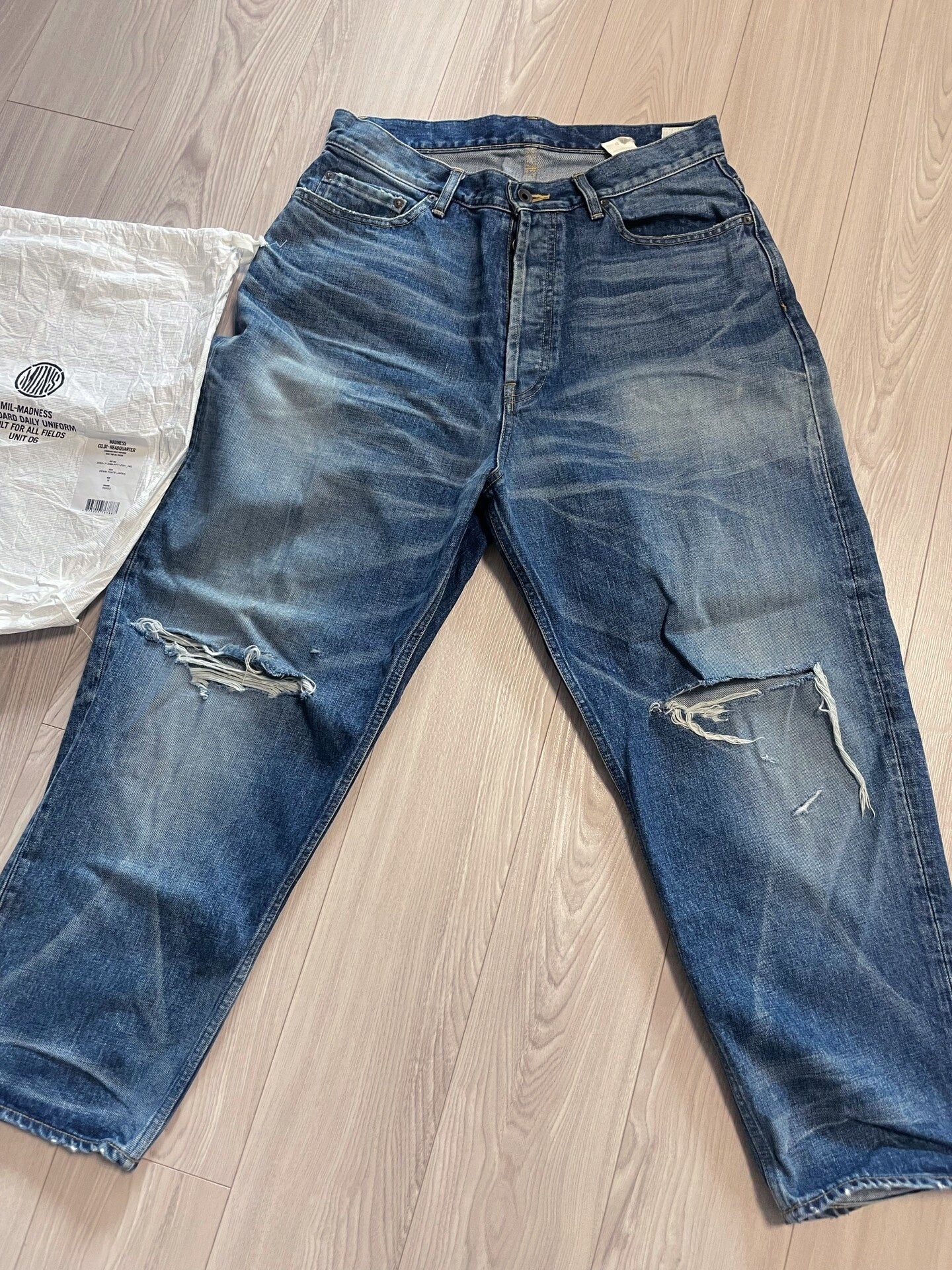 madness 6th anniversary denim pants and hat