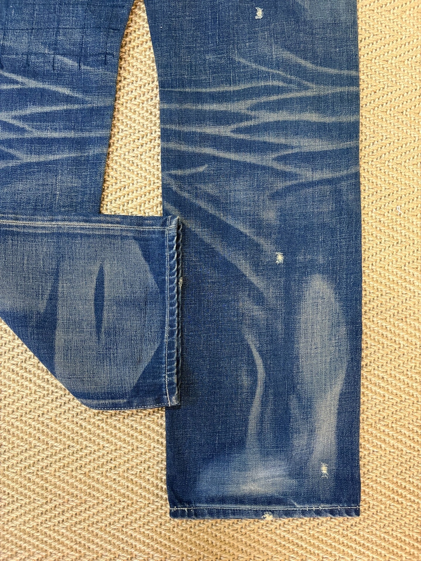 NEIGHBORHOOD 08EX Washed Distressed Jeans