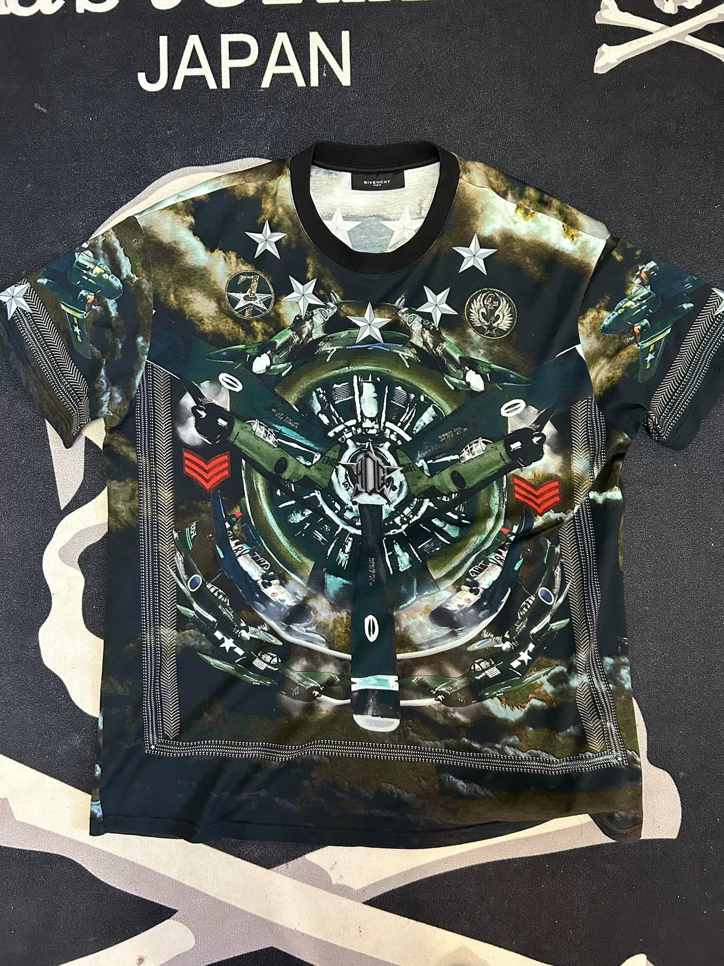 Givenchy Green Airplane Short Sleeve T-shirt