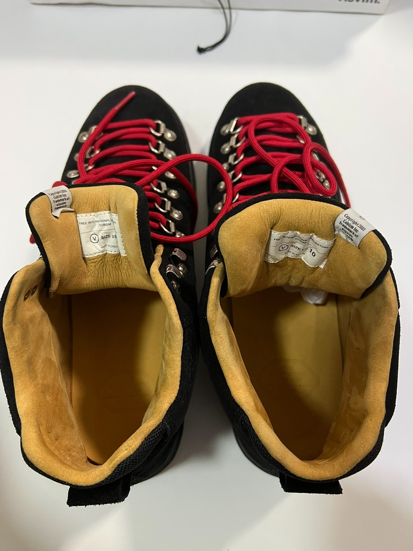 visvim serra ascent x supreme