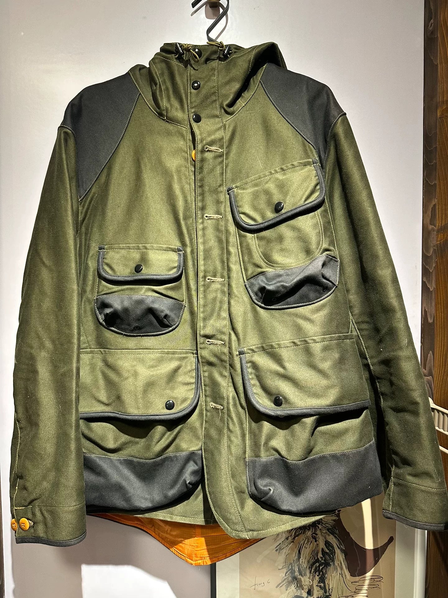 Freewheelers Worcester Hunting Coat in Olive Green