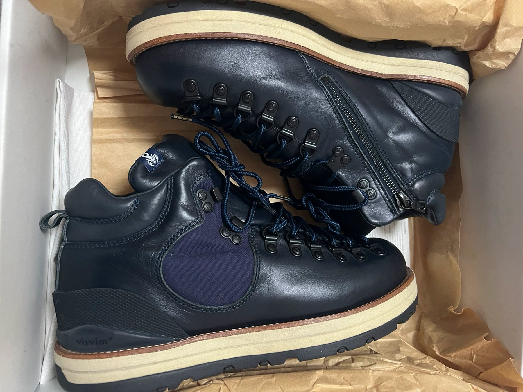 visvim x sophnet serra hiking boots