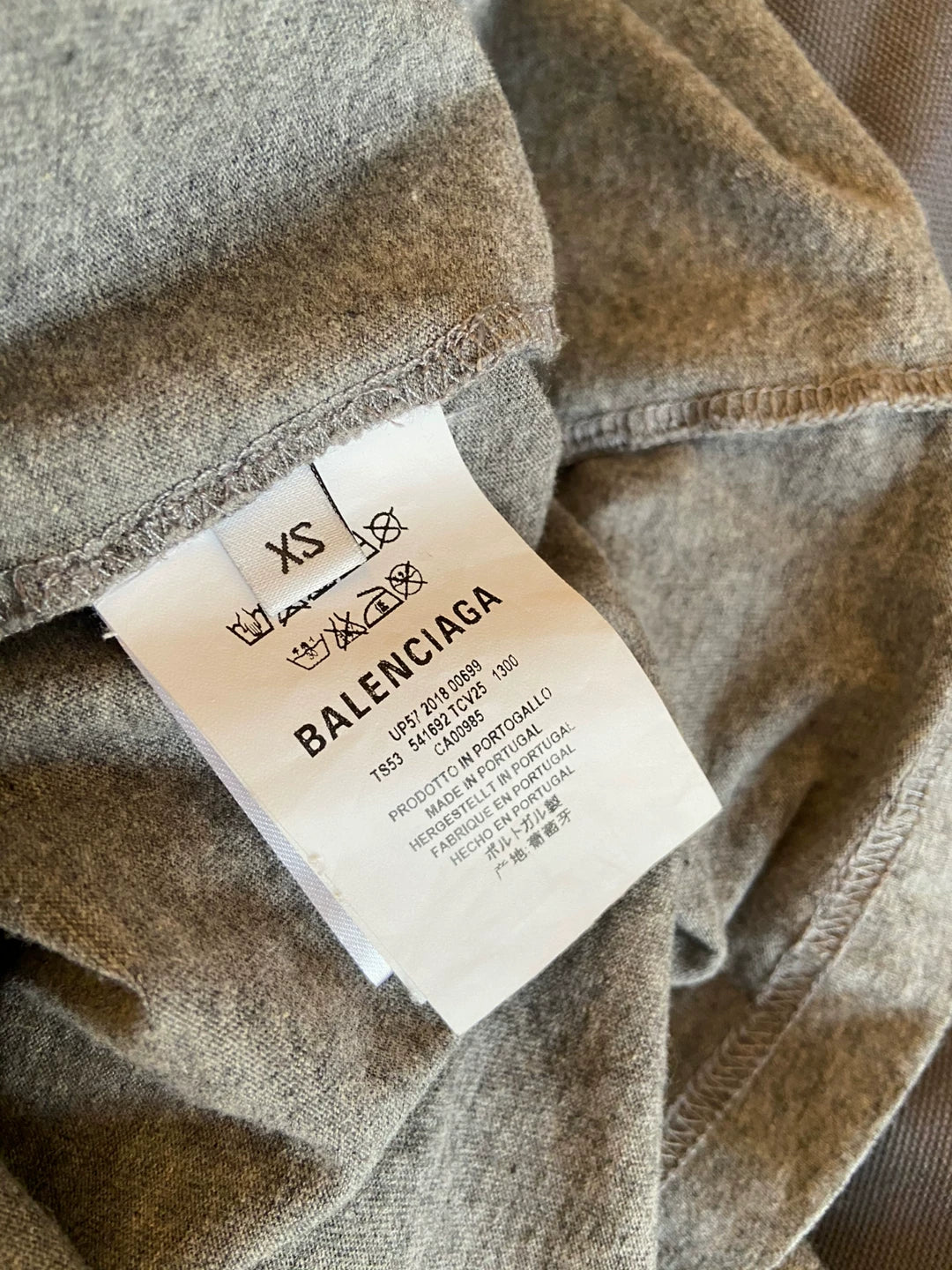 balenciaga gray logo tee shirt