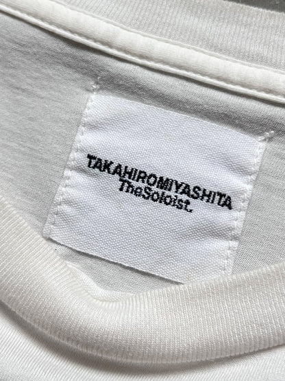 no borders collaboration graphic tee