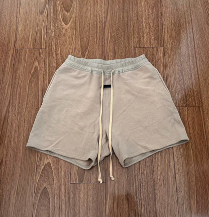 fear of god vintage sweatshorts in concrete white