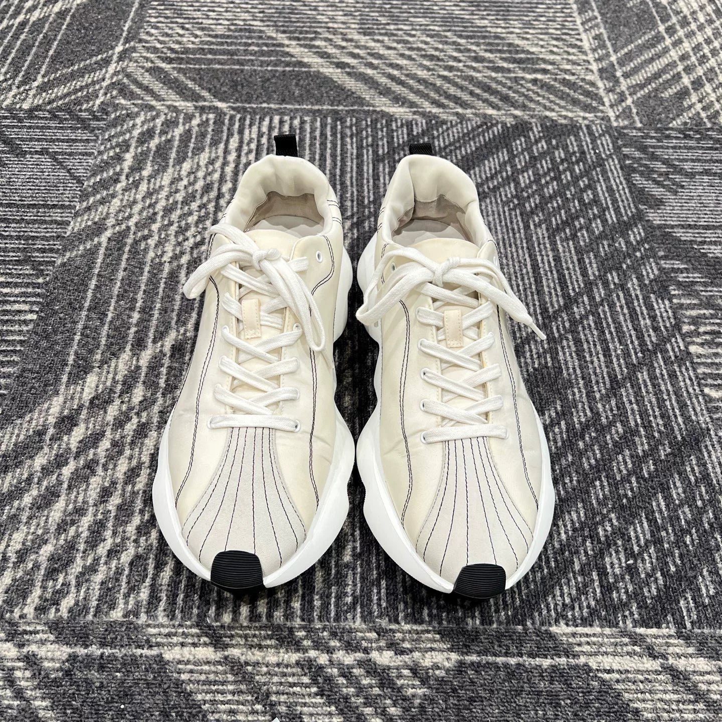 Hermes Envol Canvas Low-Top Sneakers