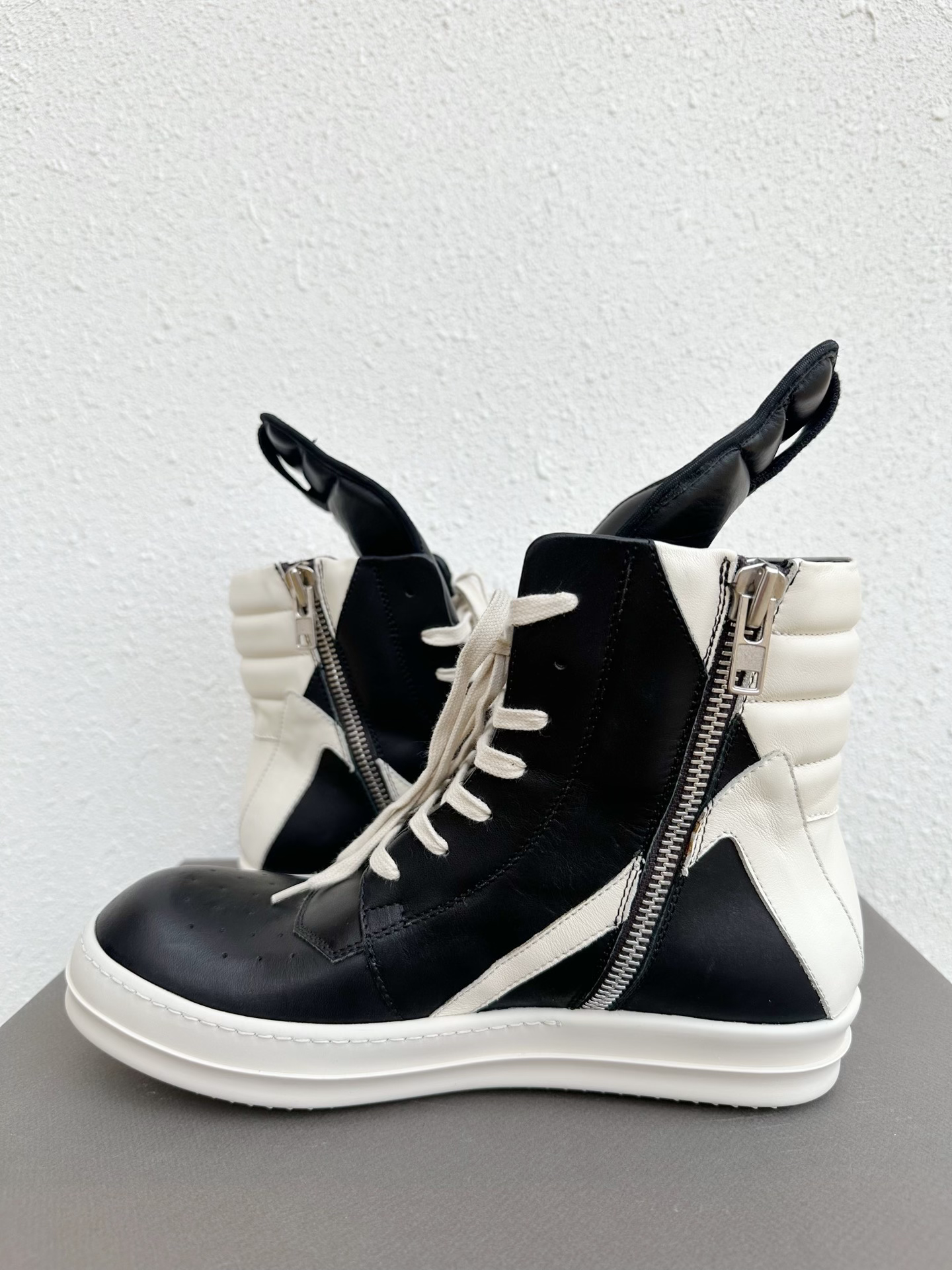 Rick Owens Classic Inverted Triangle Leather