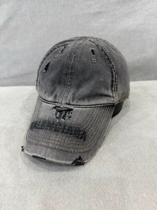 balenciaga distressed embroidery baseball cap