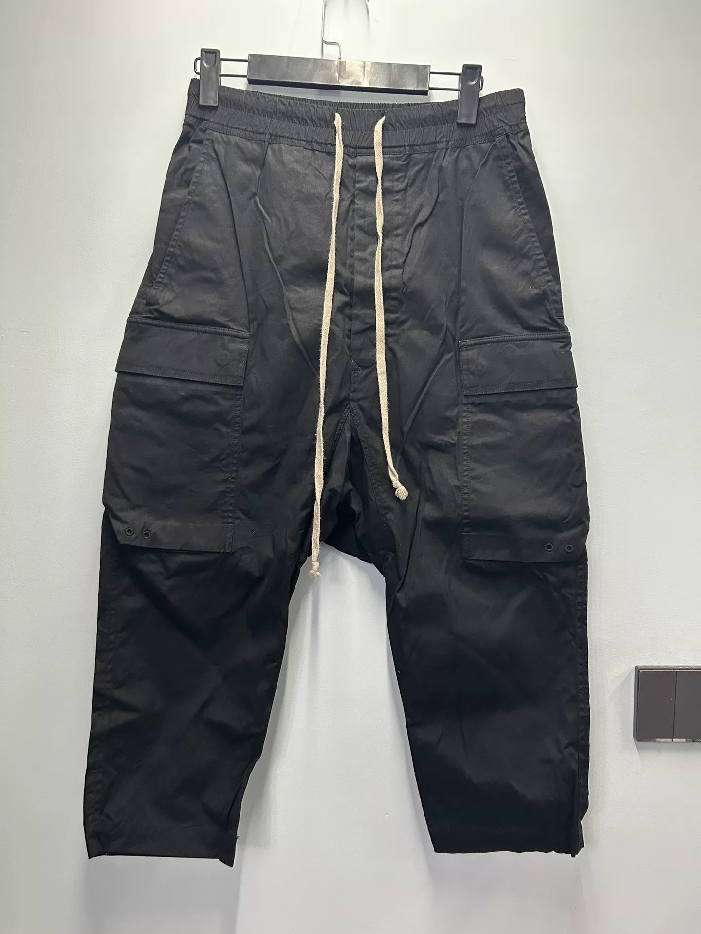 classic black nylon cropped pants size 46