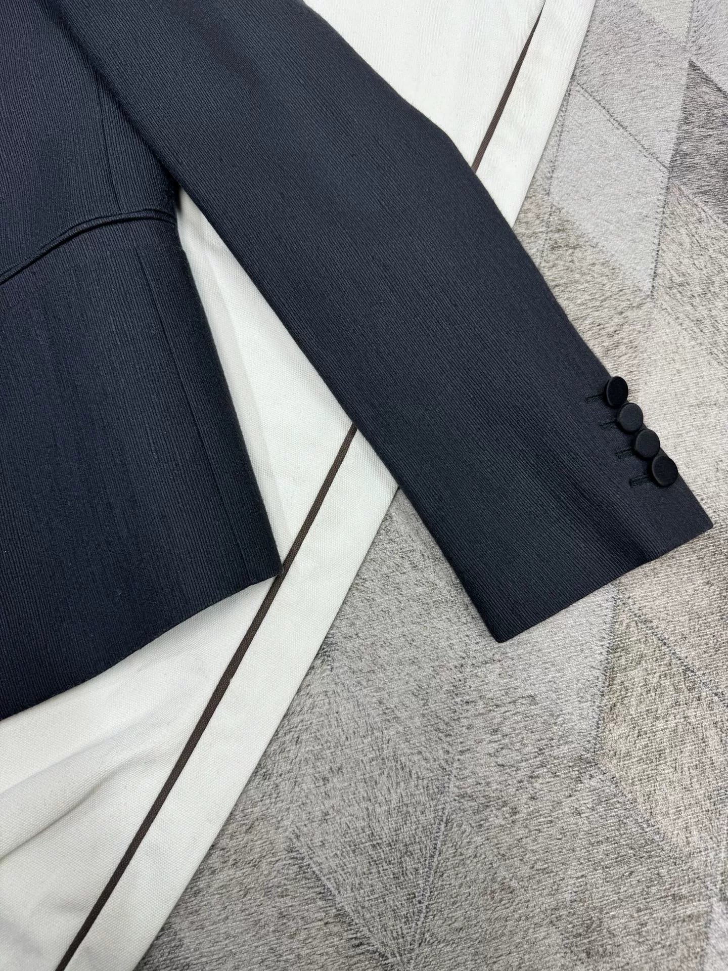 Saint Laurent SLP Smoking Blazer 44