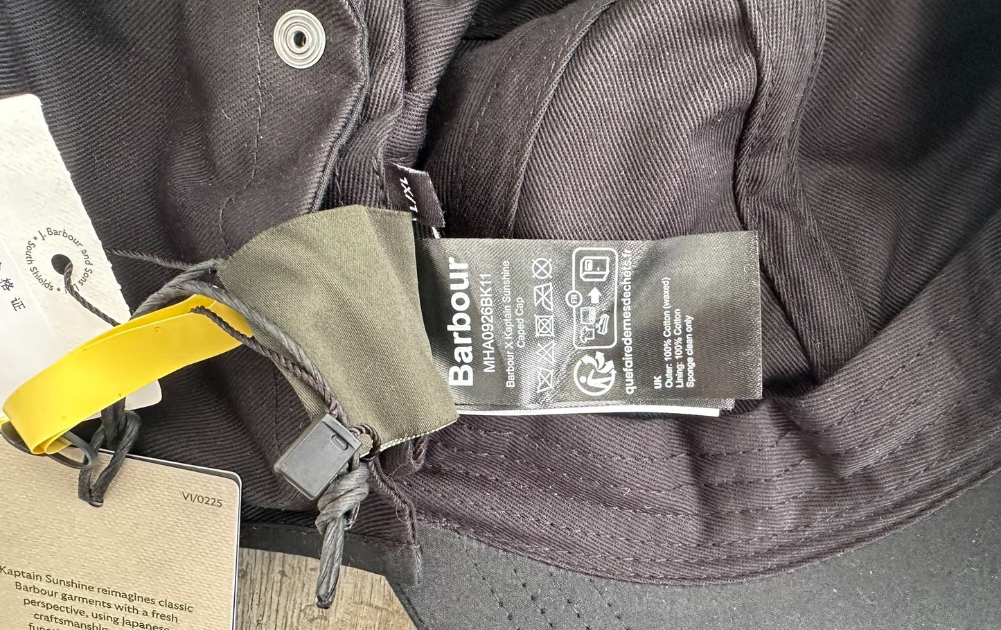 kaptain sunshine x barbour caped cap