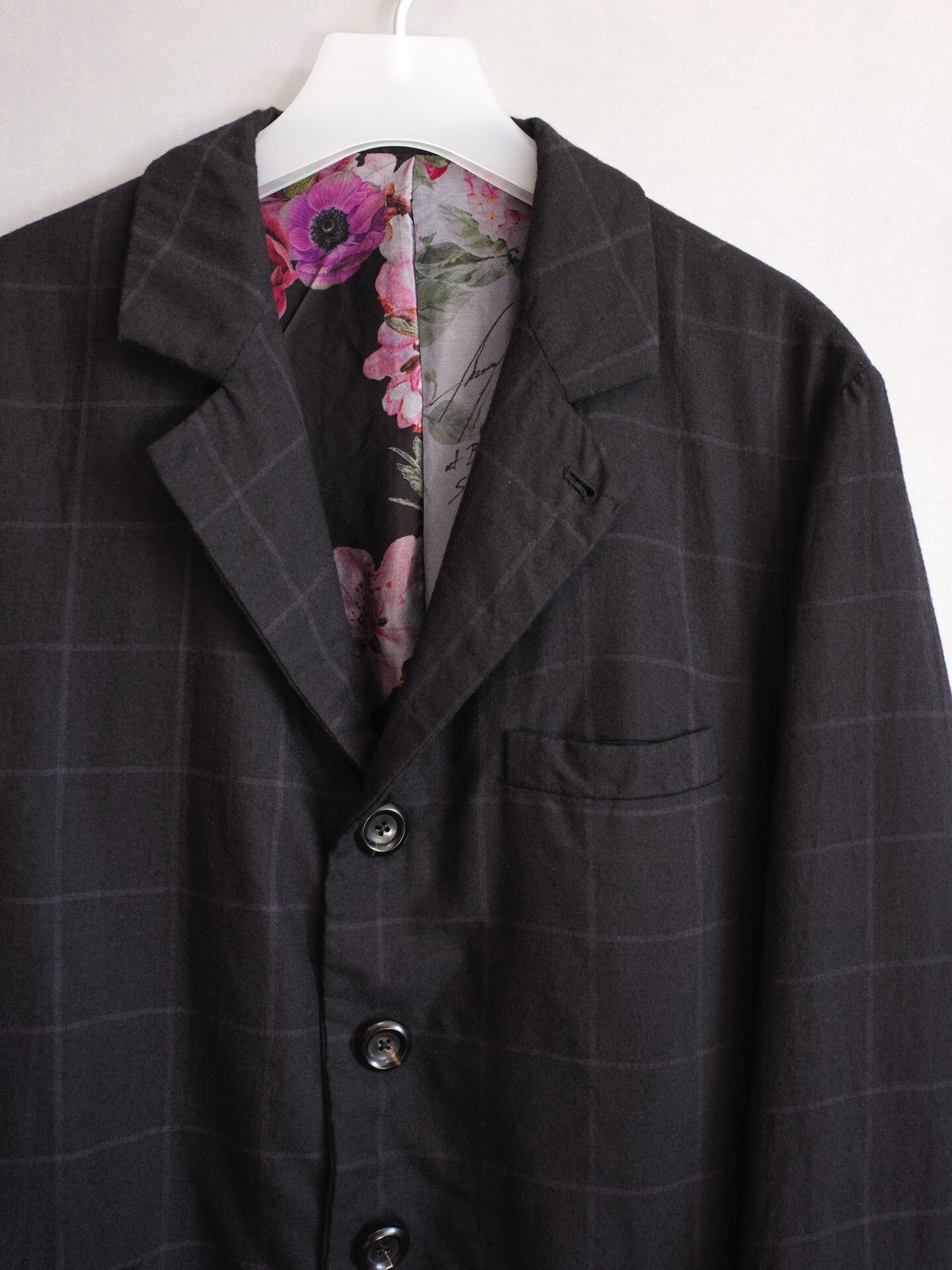 lightweight cashmere patterned coat