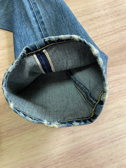 denim by vanquish distressed wash jeans