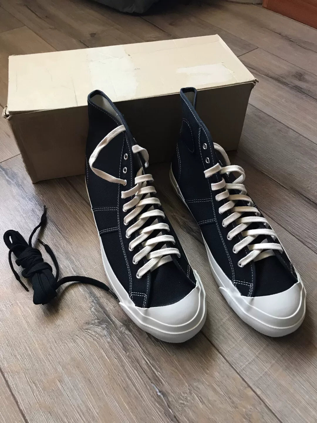OLD JOE Canvas Shoes Size 9