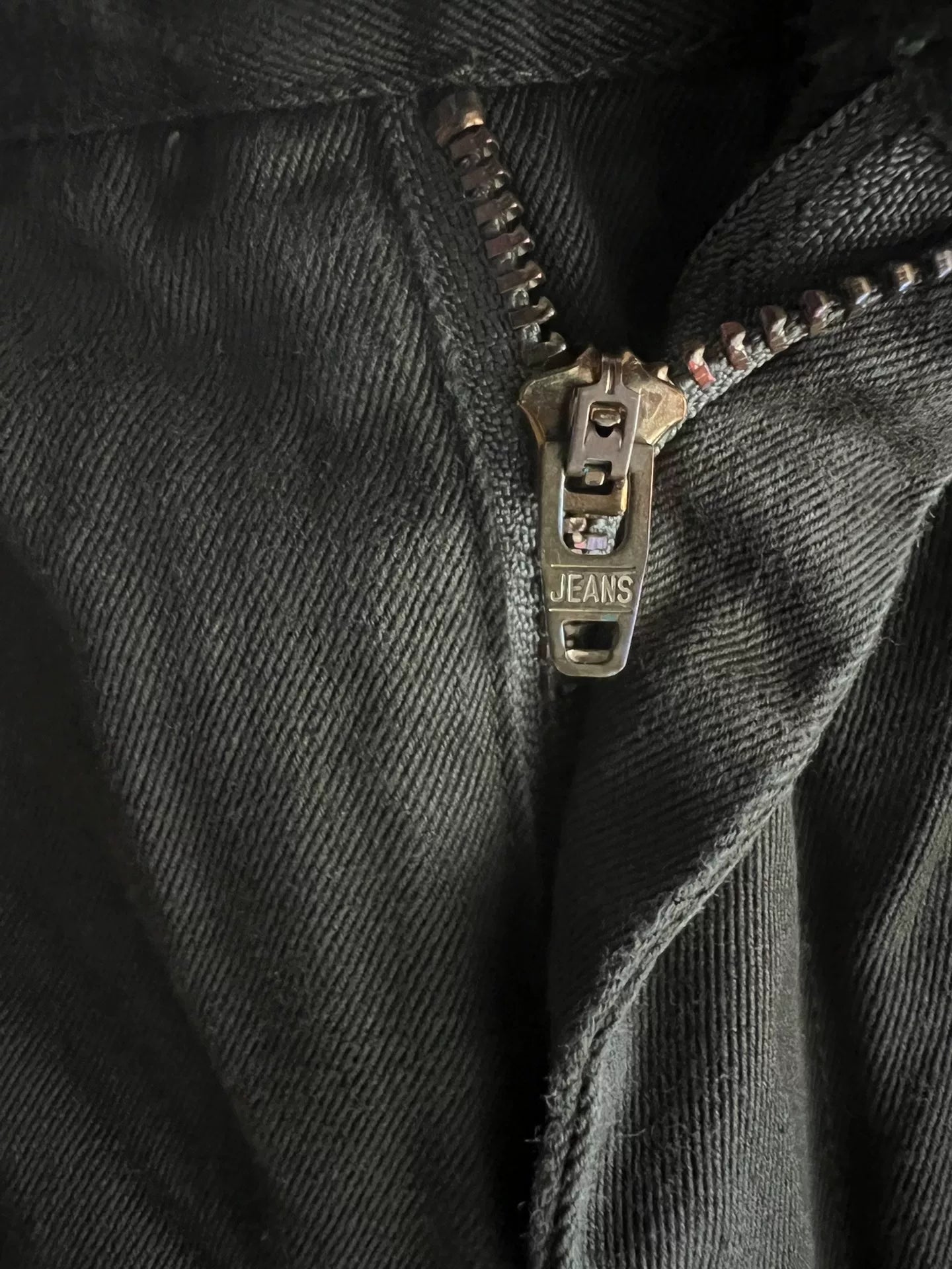 olive green casual shorts for summer wear