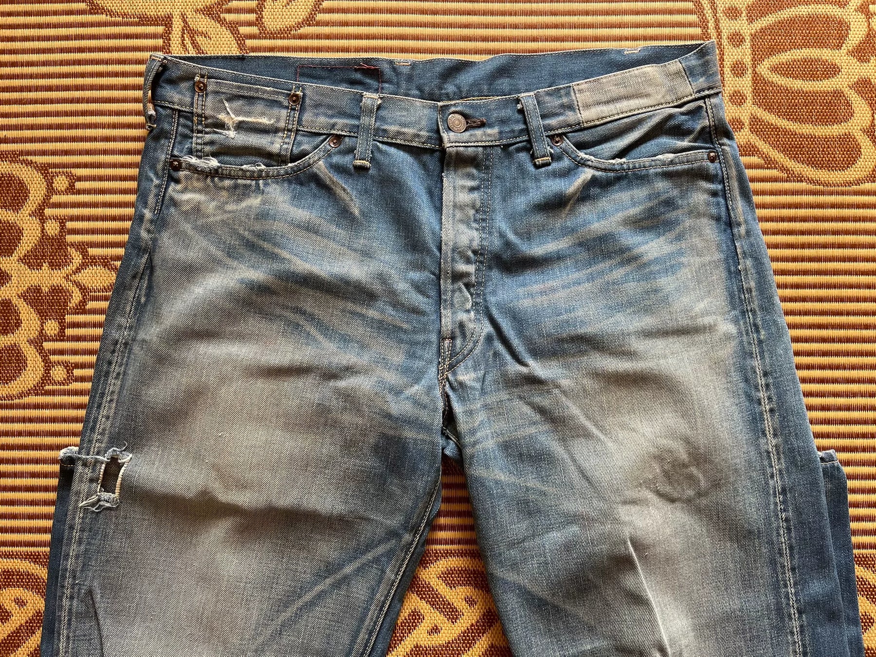 Levi's LVC 55501-0073 Distressed Jeans