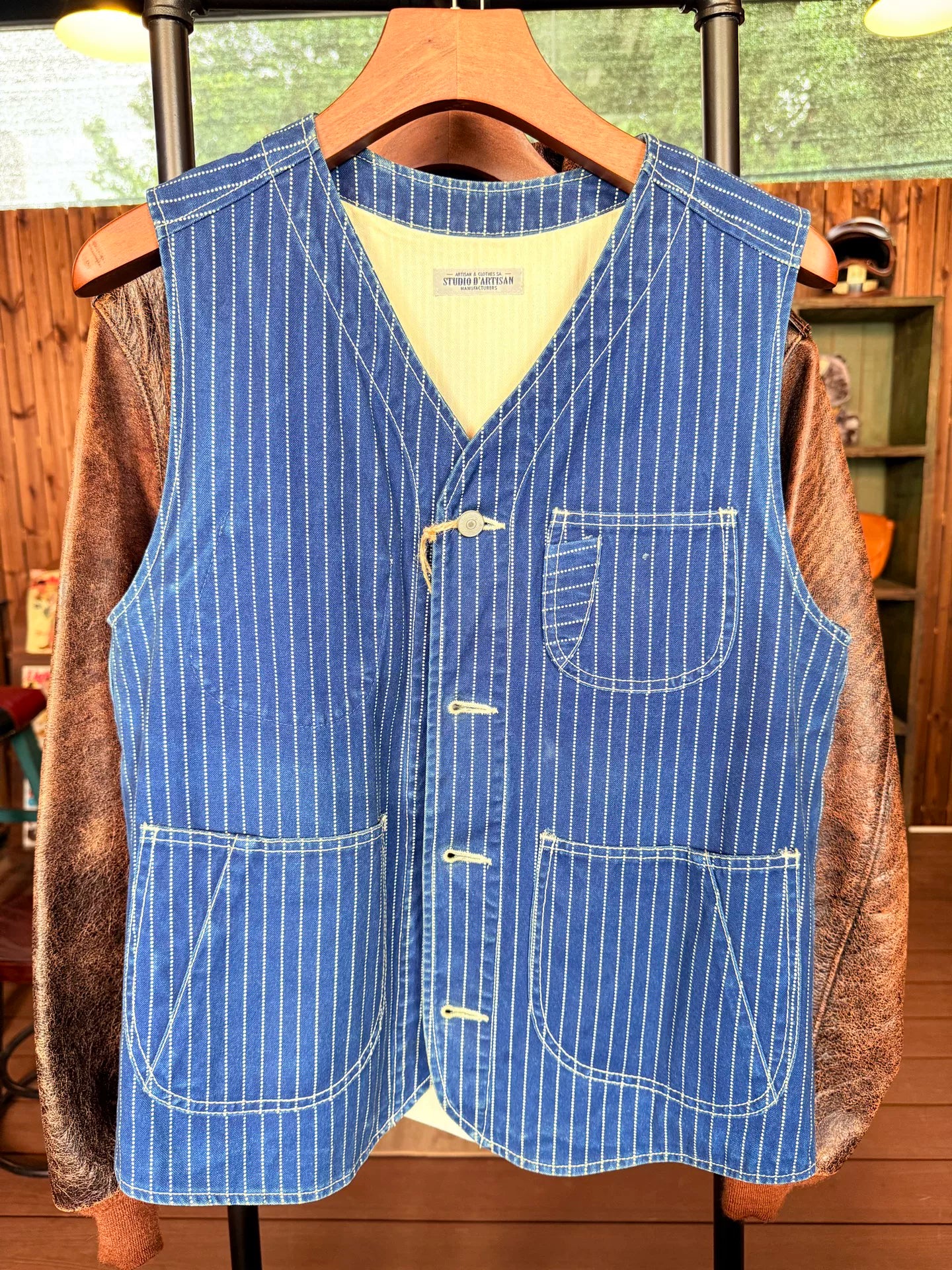 Studio D'artisan Wabash Vest
