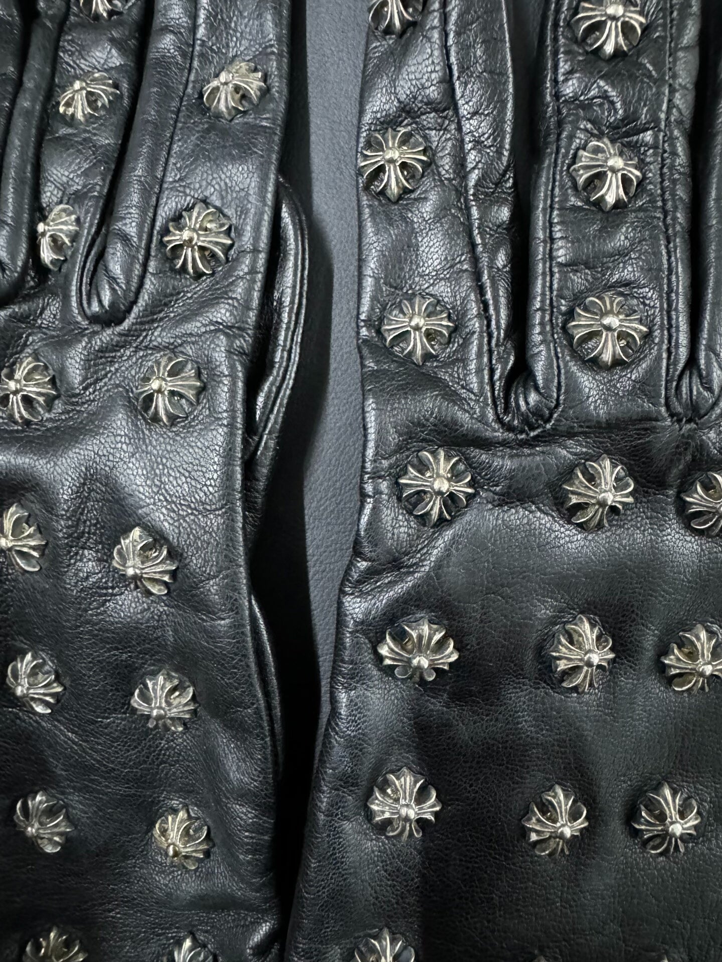 Chrome Hearts Leather Cross Gloves