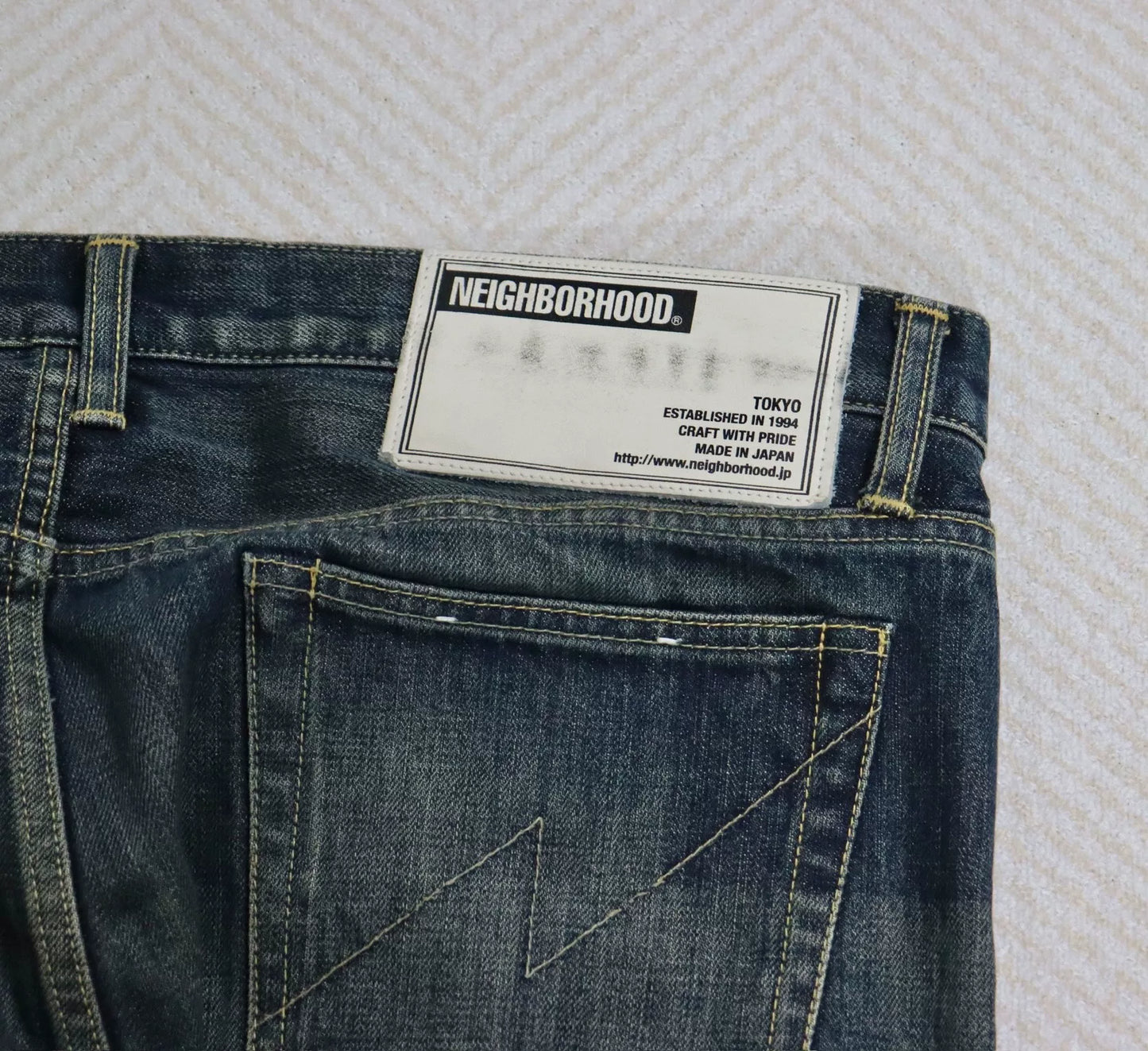nbhd washed denim narrow jeans in xl