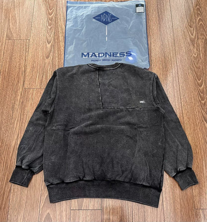 madness washed print sweater in black