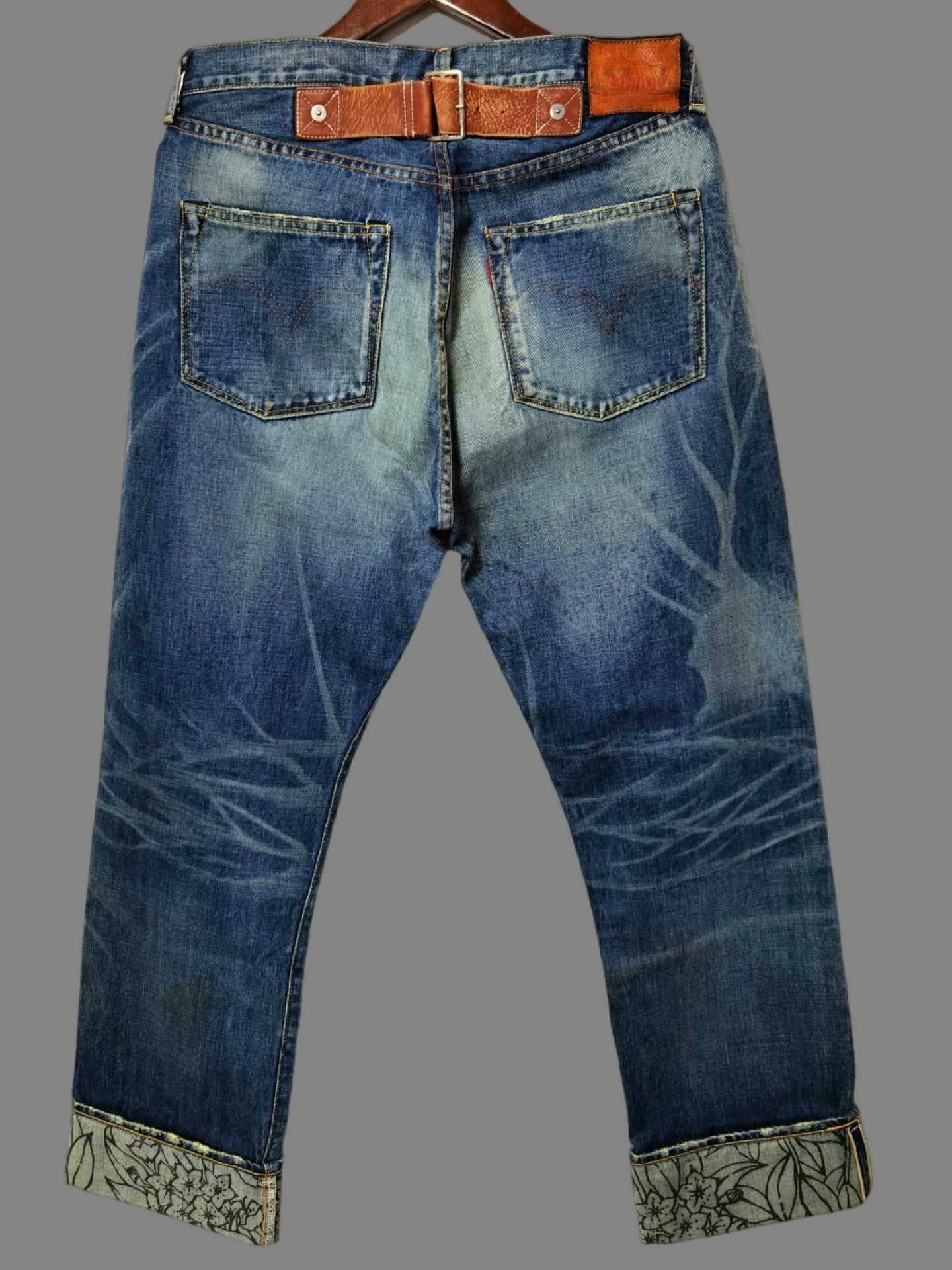 LVC 44501-0010 Floral Silver Buckle Jeans