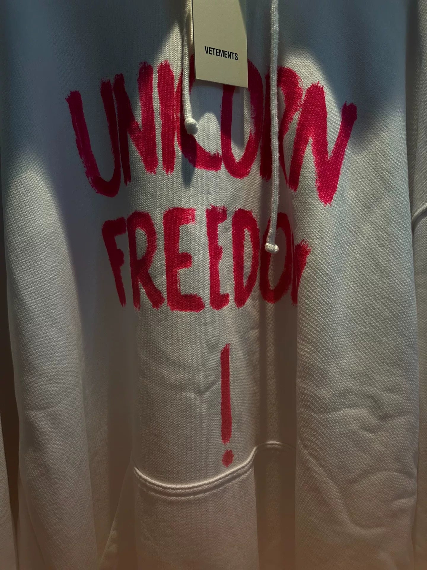 vetements unicorn sweatshirt with pink lettering
