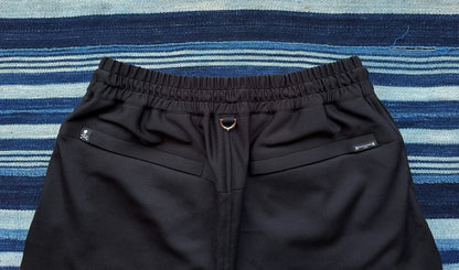 mastermind world casual shorts with skull logo