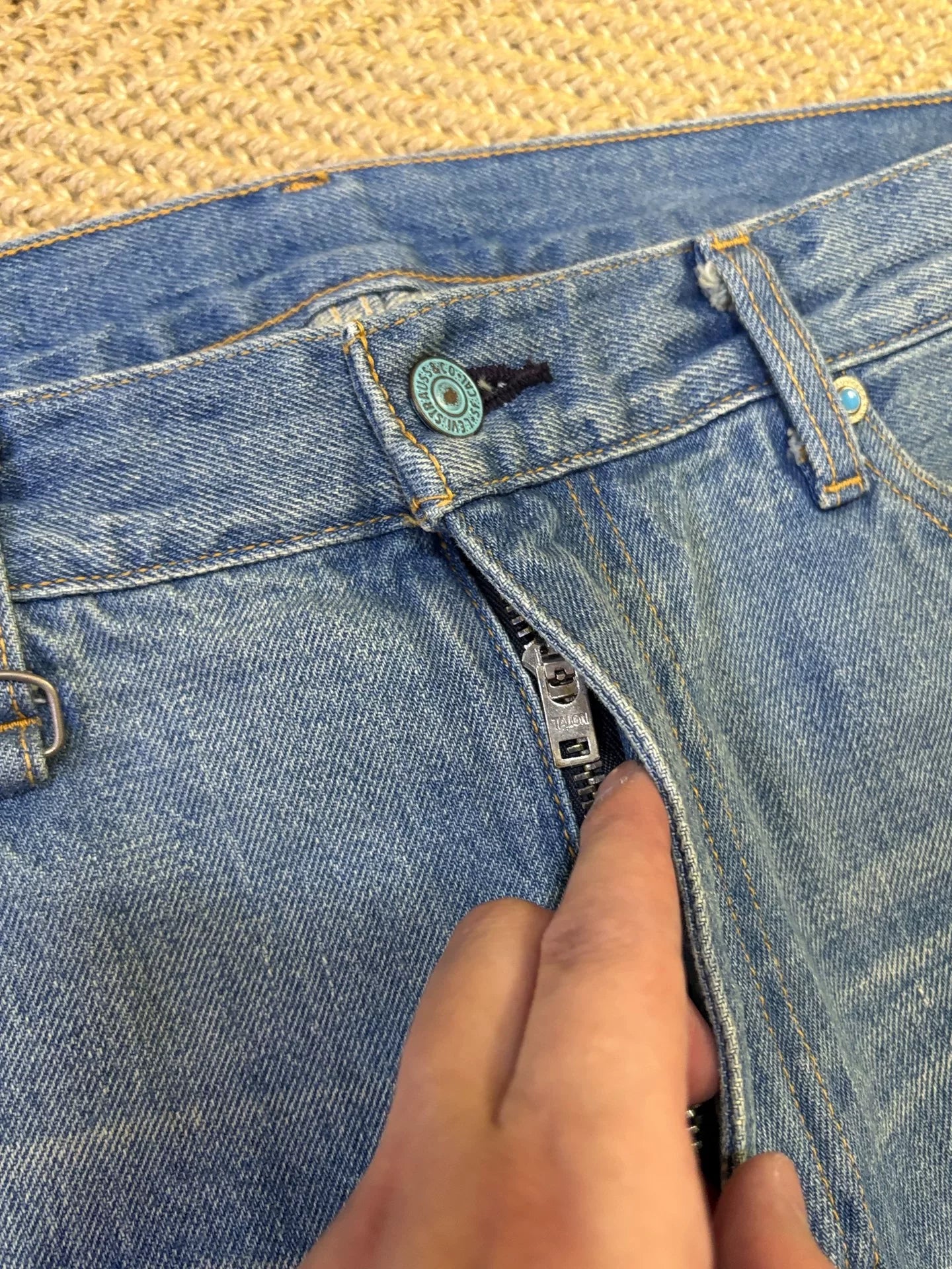 levis fenom turquoise distressed denim pants