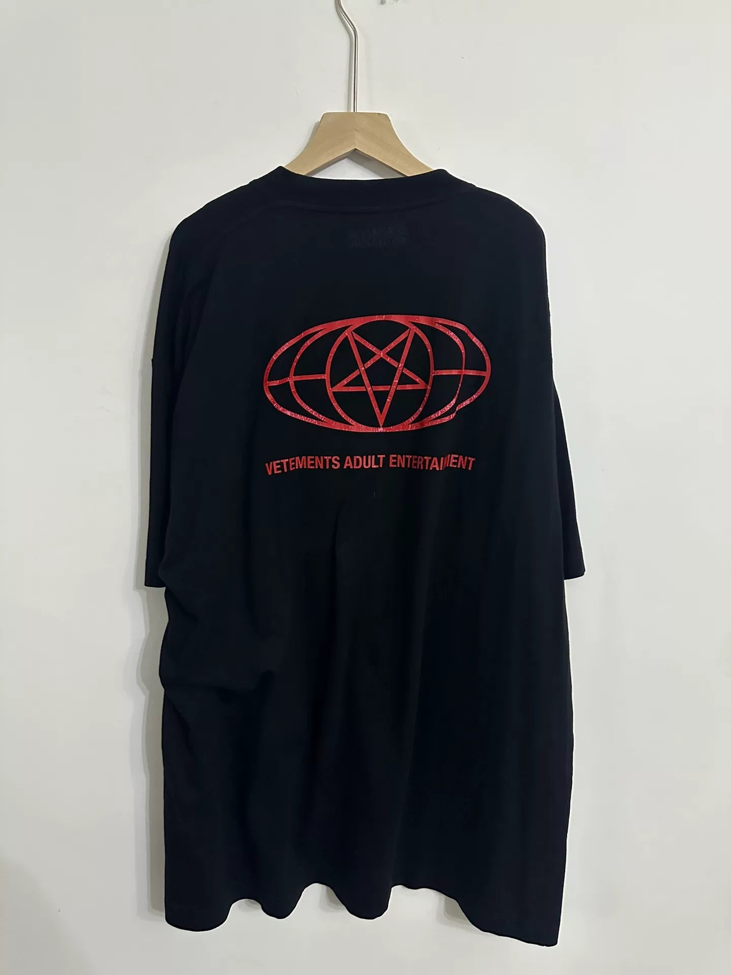 vetements restricted short sleeve t-shirt