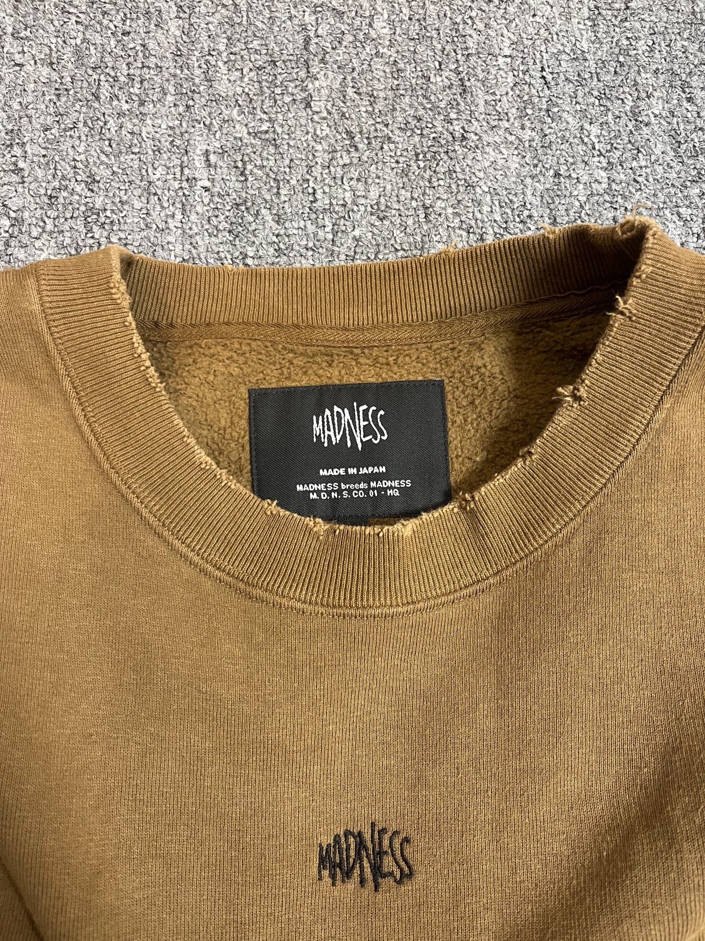 MADNESS Contrast Dual Pocket Sweater