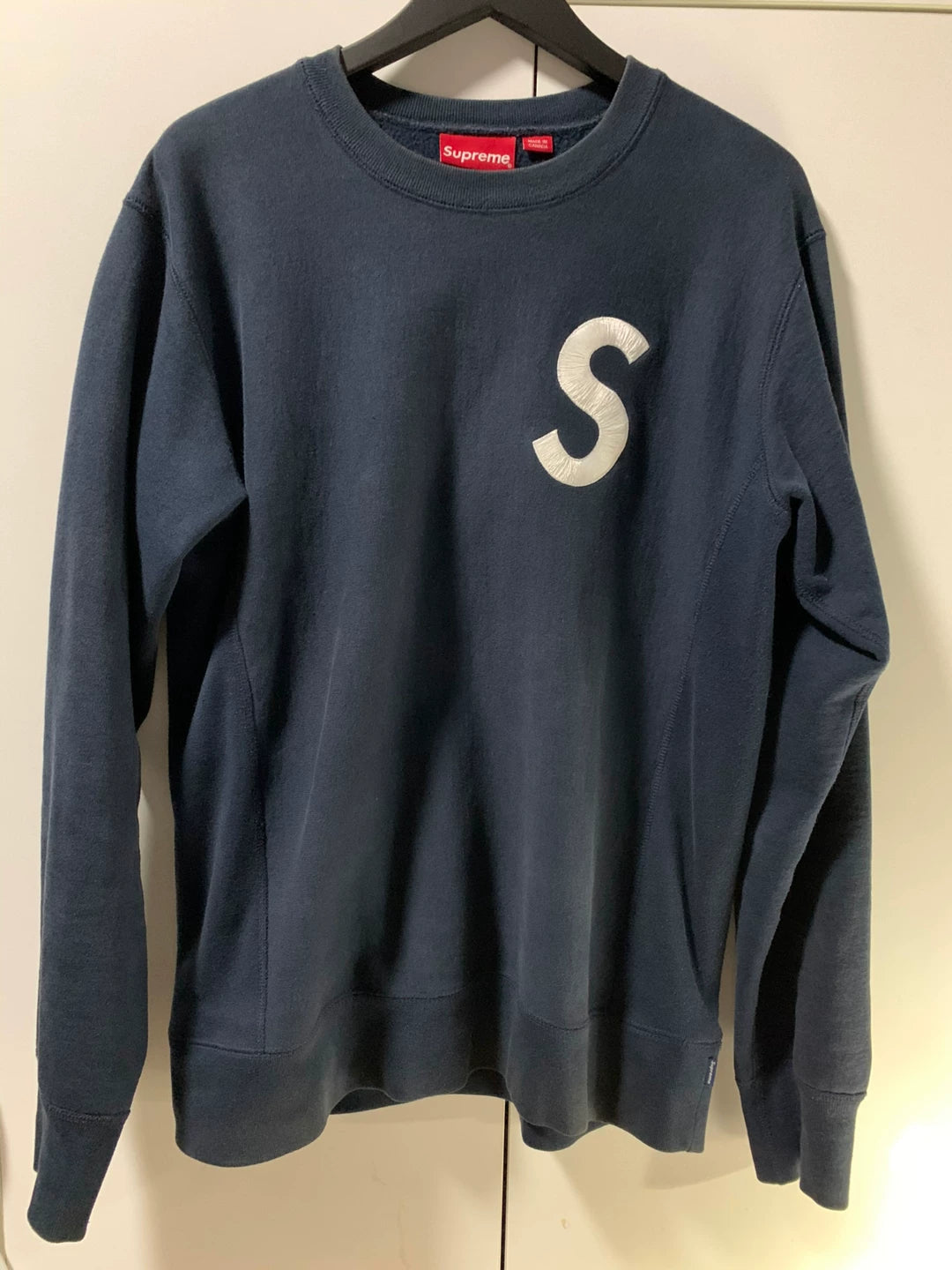 supreme sweatshirt navy blue size M