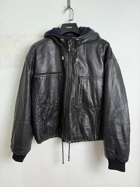 black leather zip-up short jacket