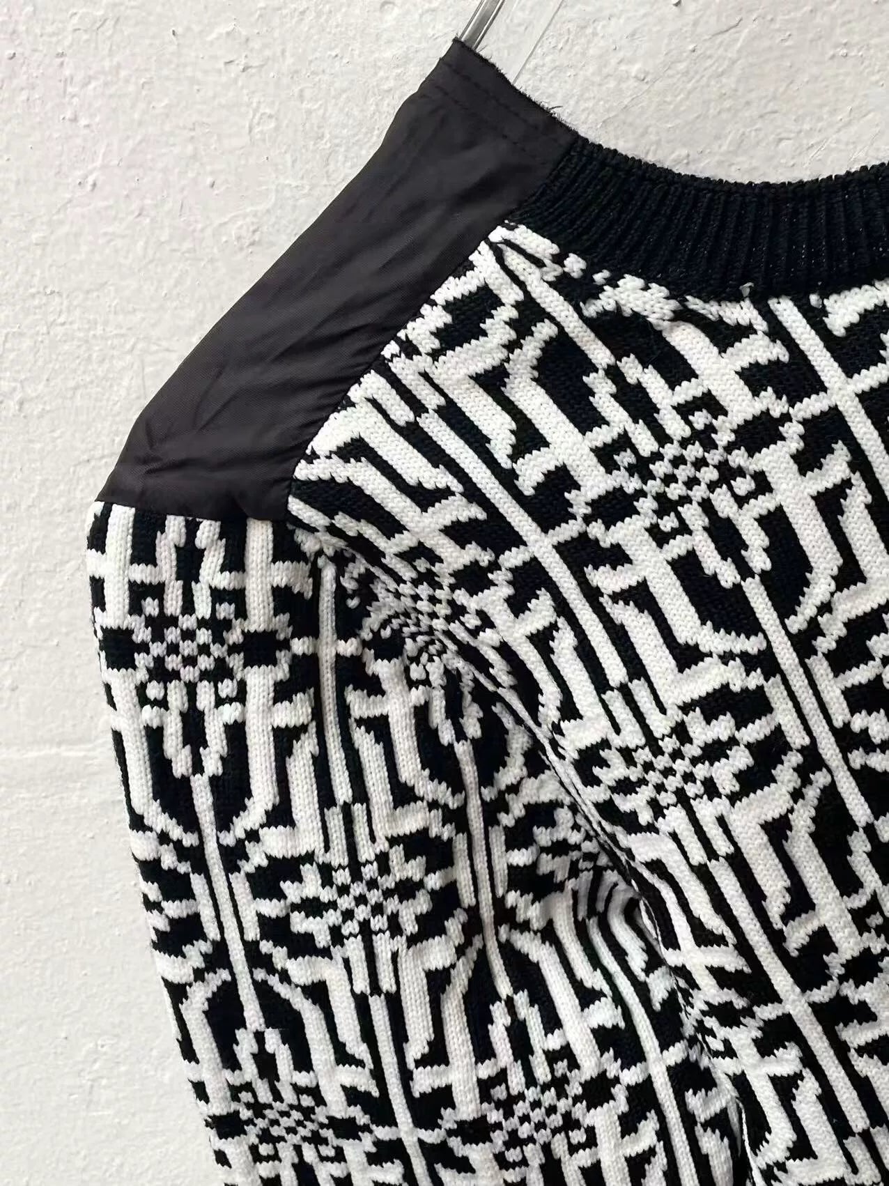 Comme des Garcons Homme Plus Black White Sweater
