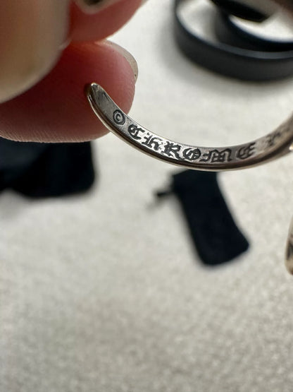 Chrome Hearts Large Cross Tiny Ring Earrings