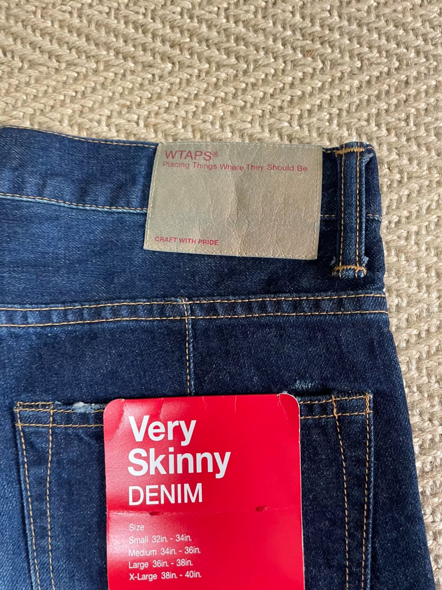 WTAPS 15FW Very Skinny Washed Jeans